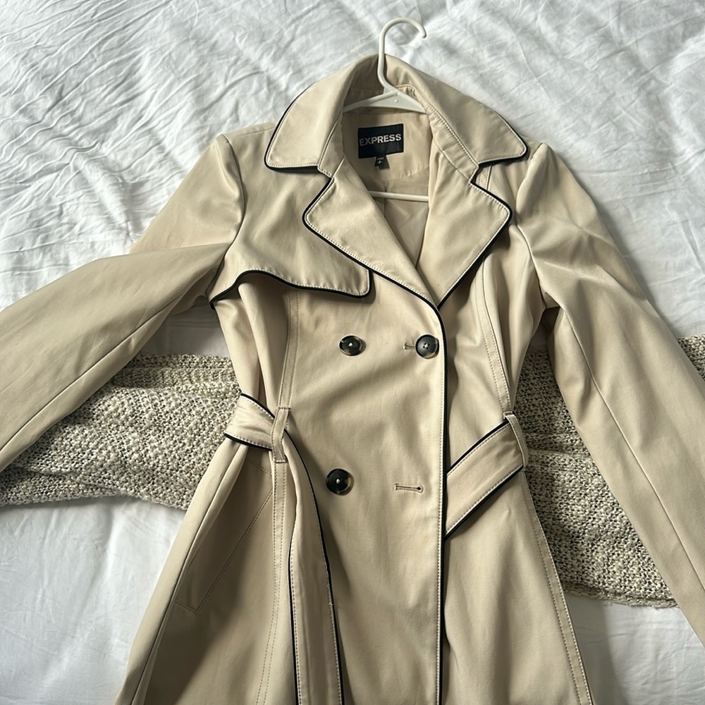Express trench coat